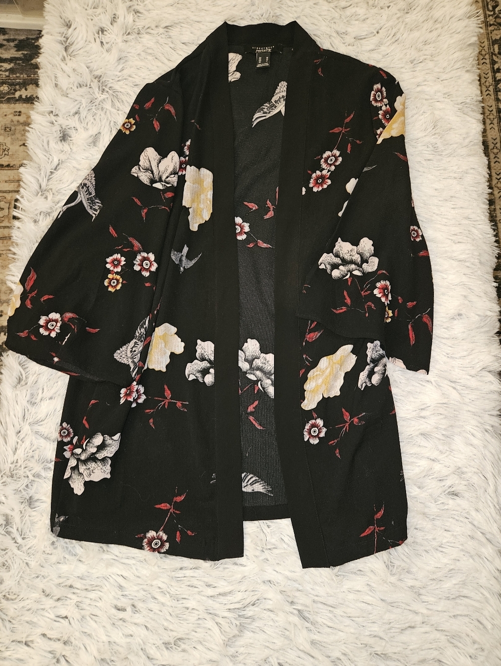 Streetwear Society Black Floral Kimono Cardigan Semi Sheer Size Medium
